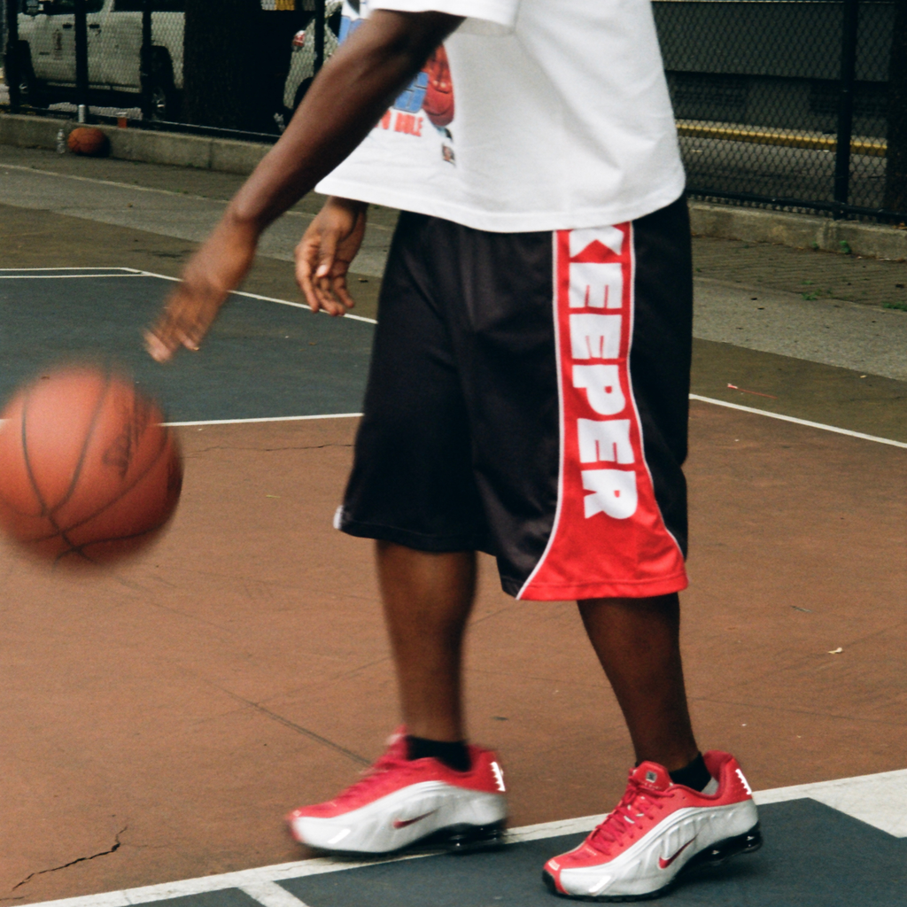 AND1 SPORTS SHORTS BLACK/RED